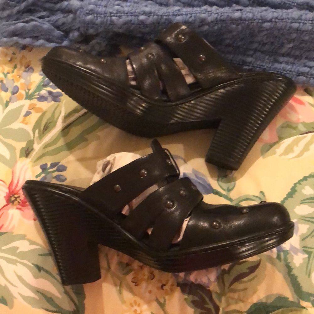 Born Cut Out Mules
